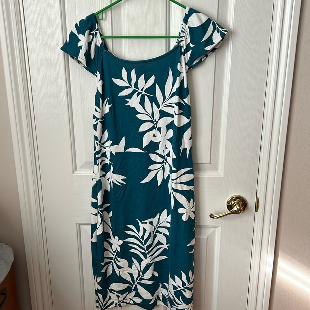 Old Navy blue/green and cream dress